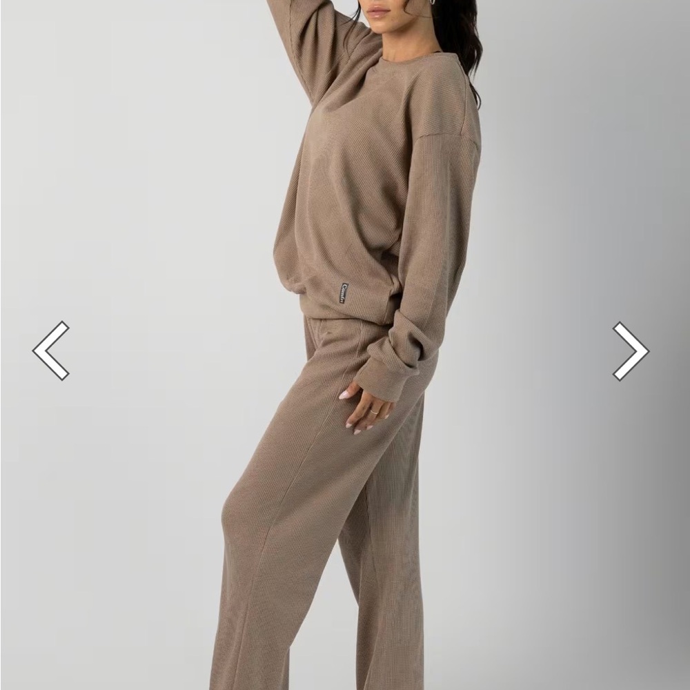 Comfrt Lounge 2 Piece Set in Truffle